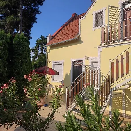 Gasthof Teniszklub Es Vendeghaz Balatonakali