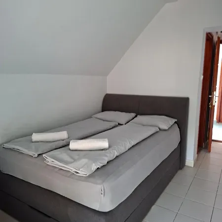 Teniszklub Es Vendeghaz Gasthof 3*